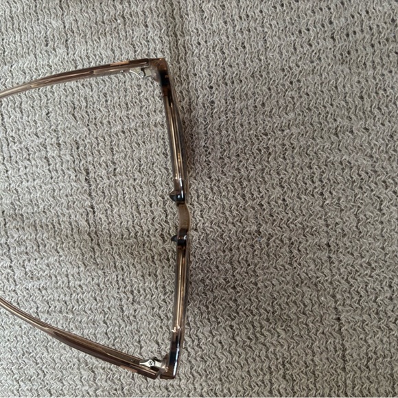 WearMe Pro Tate Sunglasses - Picture 2 of 7